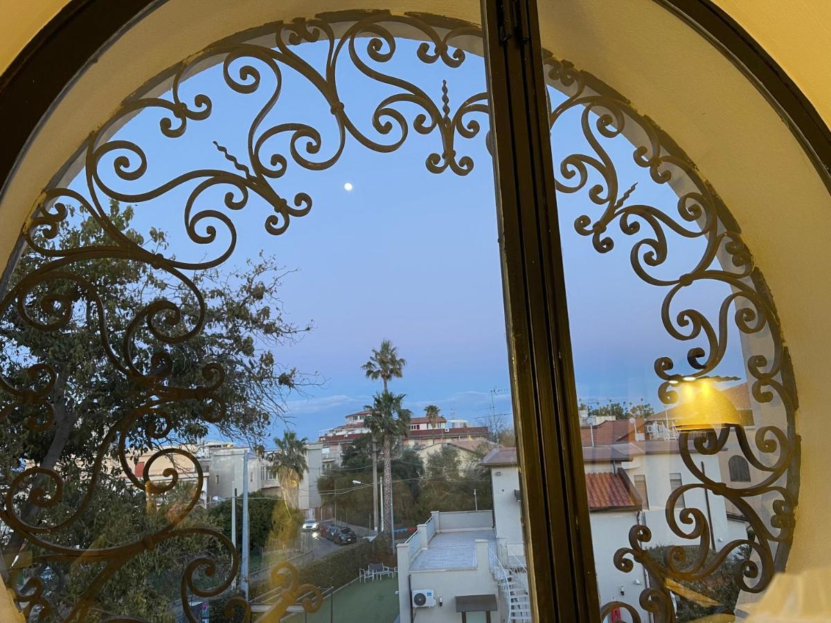 John Sea Suites Giardini Naxos Exterior photo