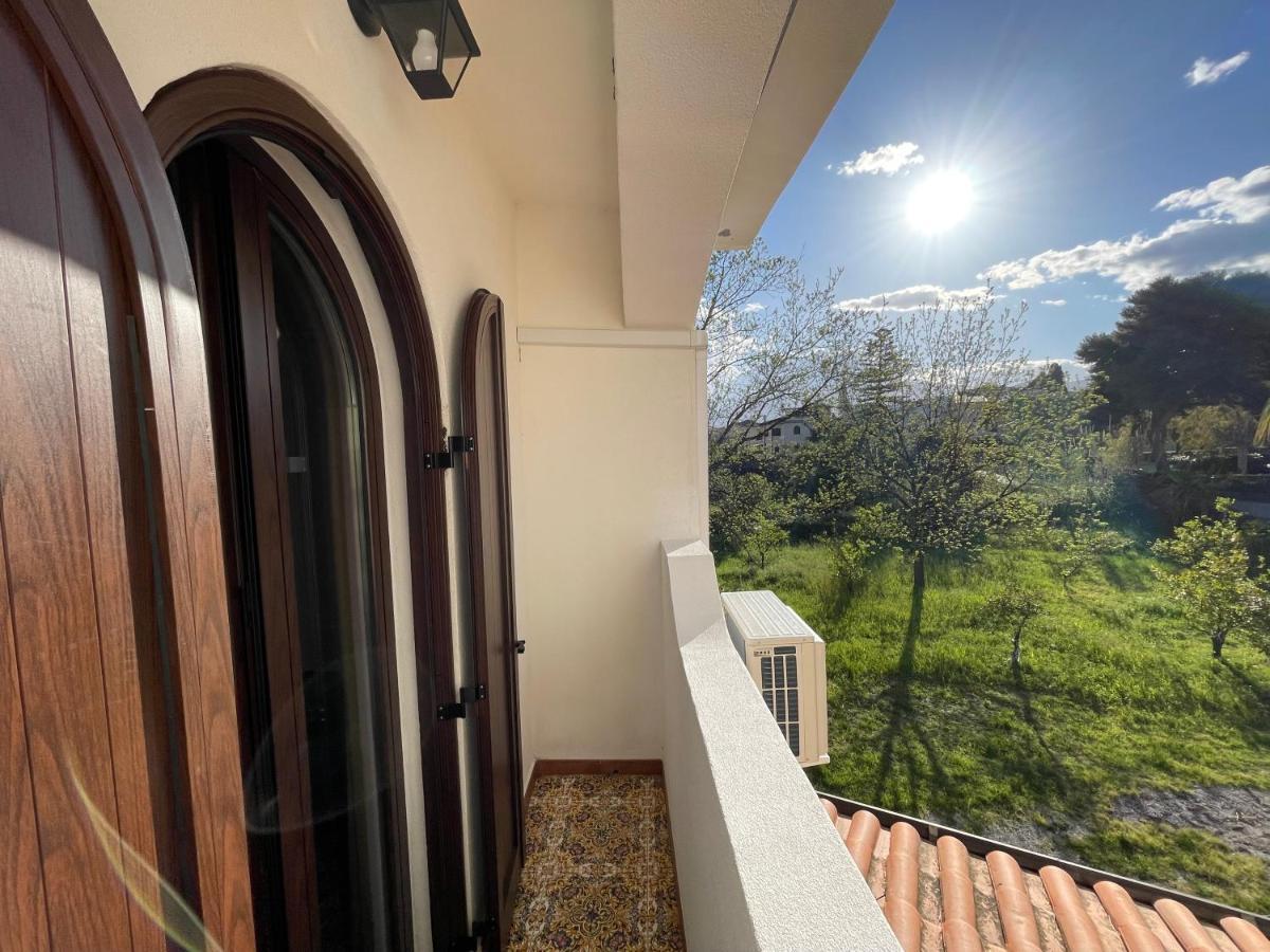 John Sea Suites Giardini Naxos Exterior photo