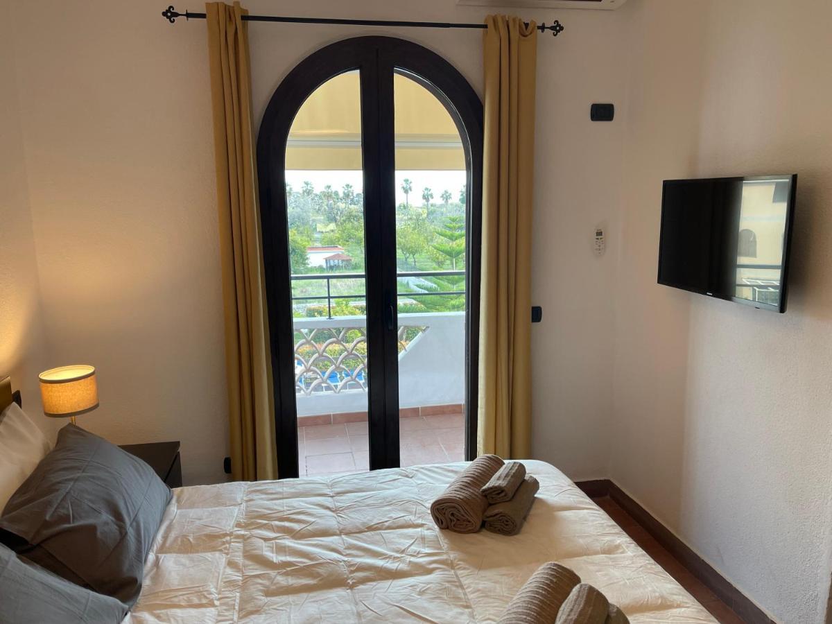 John Sea Suites Giardini Naxos Exterior photo