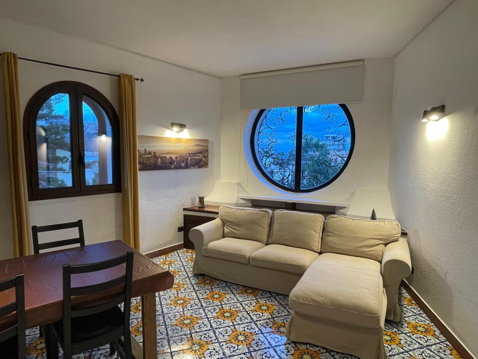 John Sea Suites Giardini Naxos Exterior photo